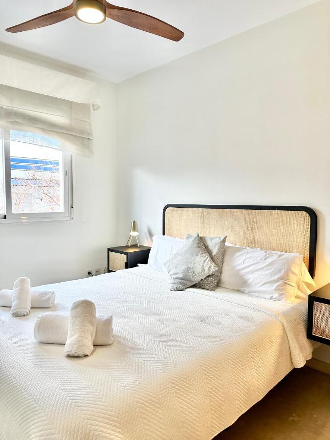 Center - Eaw Homes * Marbellac